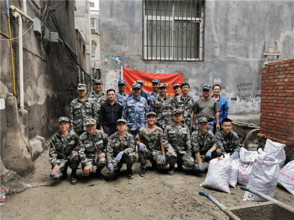 青島隴南東西協(xié)作智力扶貧志愿服務(wù)隊(duì)轉(zhuǎn)業(yè)干部武都搶險救災(zāi)親歷記