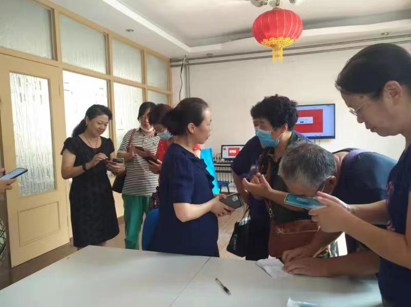 市北區(qū)殘聯(lián)聯(lián)合興隆路街道開展康復(fù)知識進社區(qū)活動