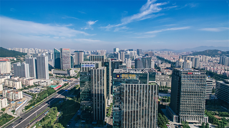 當排頭 闖新路 嶗山區(qū)奮力在建設新時代社會主義現代化國際大都市道路上奮進