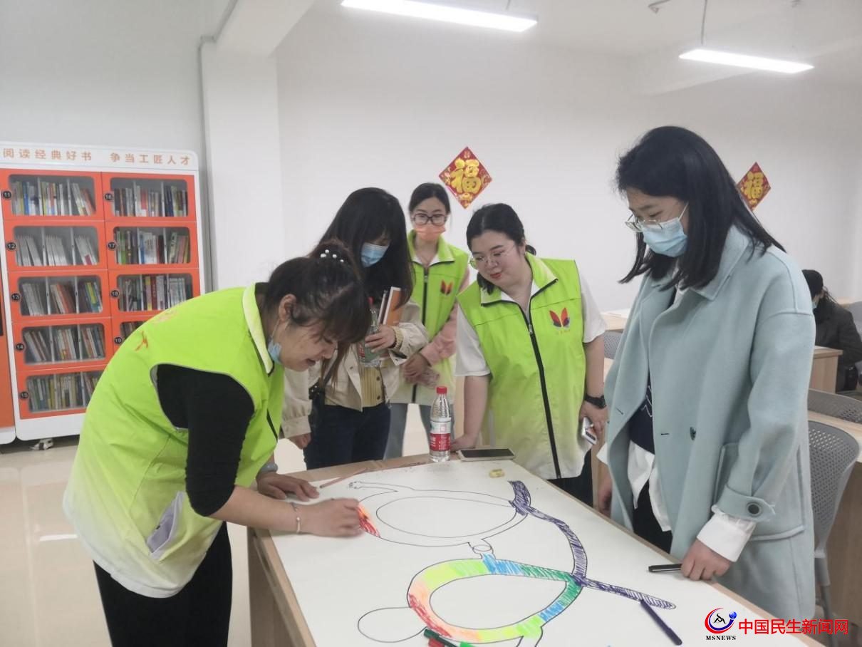 青島市北區(qū)推進(jìn)社工站建設(shè)，讓“微服務(wù)”從點(diǎn)滴做起