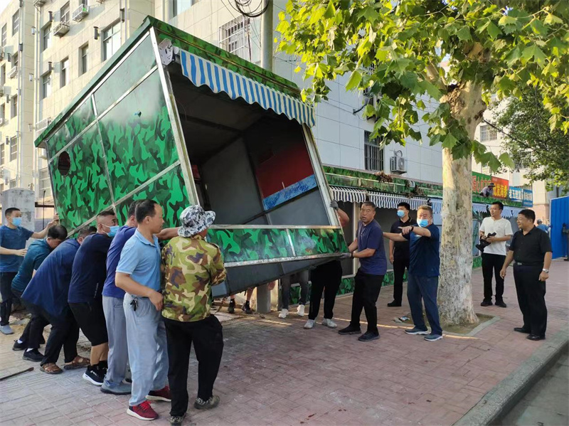 山東萊西:水集街道便民市場(chǎng)“讓”路為民被市民點(diǎn)贊