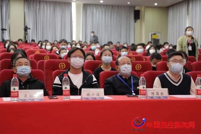 紅心頌黨恩，學(xué)習(xí)二十大｜恒星學(xué)院舉行第三屆金話筒大賽