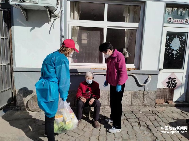 攜手戰(zhàn)疫 大愛嶗山 嶗山區(qū)志愿者堅(jiān)守疫情防控一線