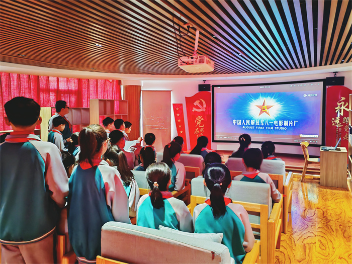 膠州市公安局：硬核警營變成長課堂 小小探險家遇見平安魔法師